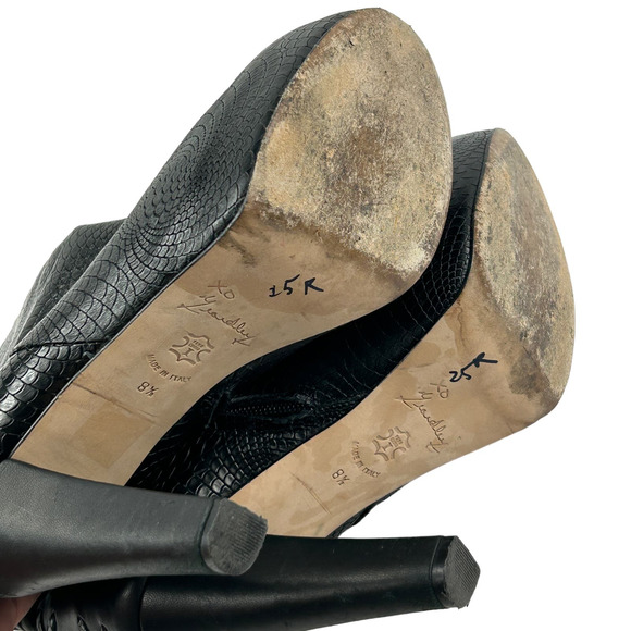 Marchez Vouz by Yeardley Black Leather Platform Heels Booties Size 8.5 - Picture 5 of 7